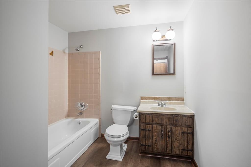110 Lovi Road Baden, PA 15005 - Photo 17 of 33 a bathroom with a sink toilet and tub