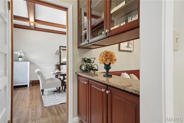 $800,000 | 6335 Pershing Avenue, University City, MO 63130