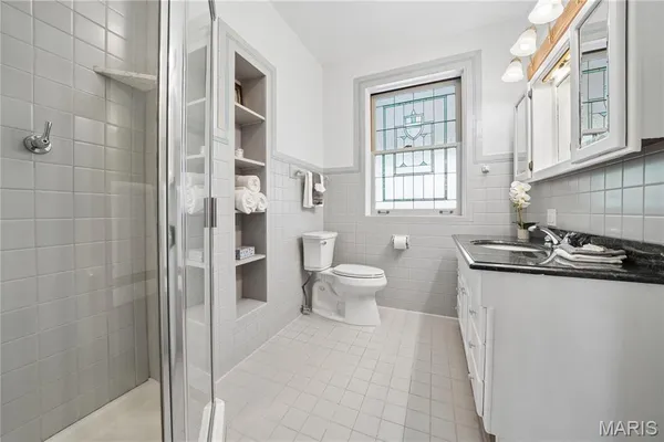 $800,000 | 6335 Pershing Avenue, University City, MO 63130