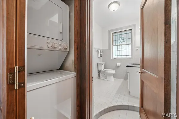 $800,000 | 6335 Pershing Avenue, University City, MO 63130
