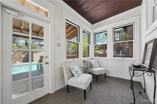$800,000 | 6335 Pershing Avenue, University City, MO 63130