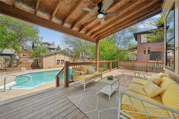 $800,000 | 6335 Pershing Avenue, University City, MO 63130