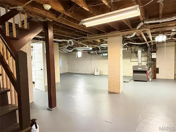 $800,000 | 6335 Pershing Avenue, University City, MO 63130