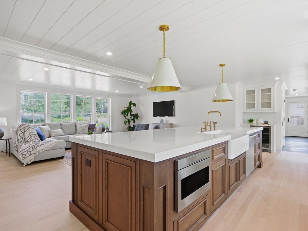 45 Azalea Road Waltham, MA 02452 - Photo 14 of 42 Gallery Image 14