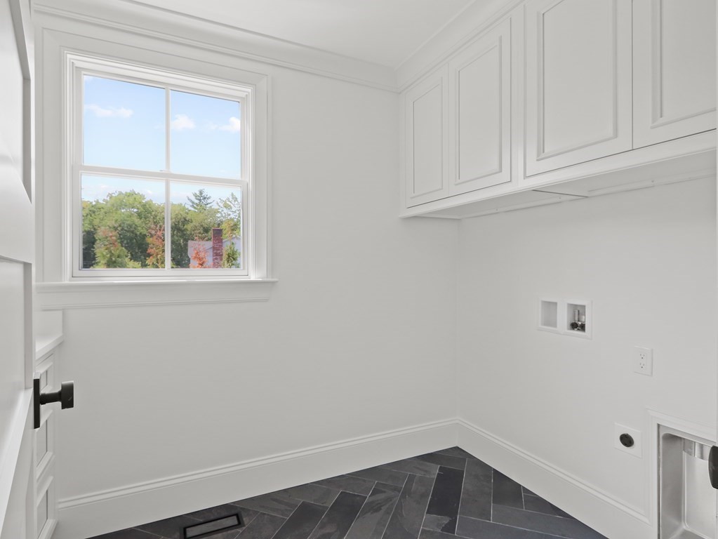 45 Azalea Road Waltham, MA 02452 - Photo 17 of 42 Gallery Image 17