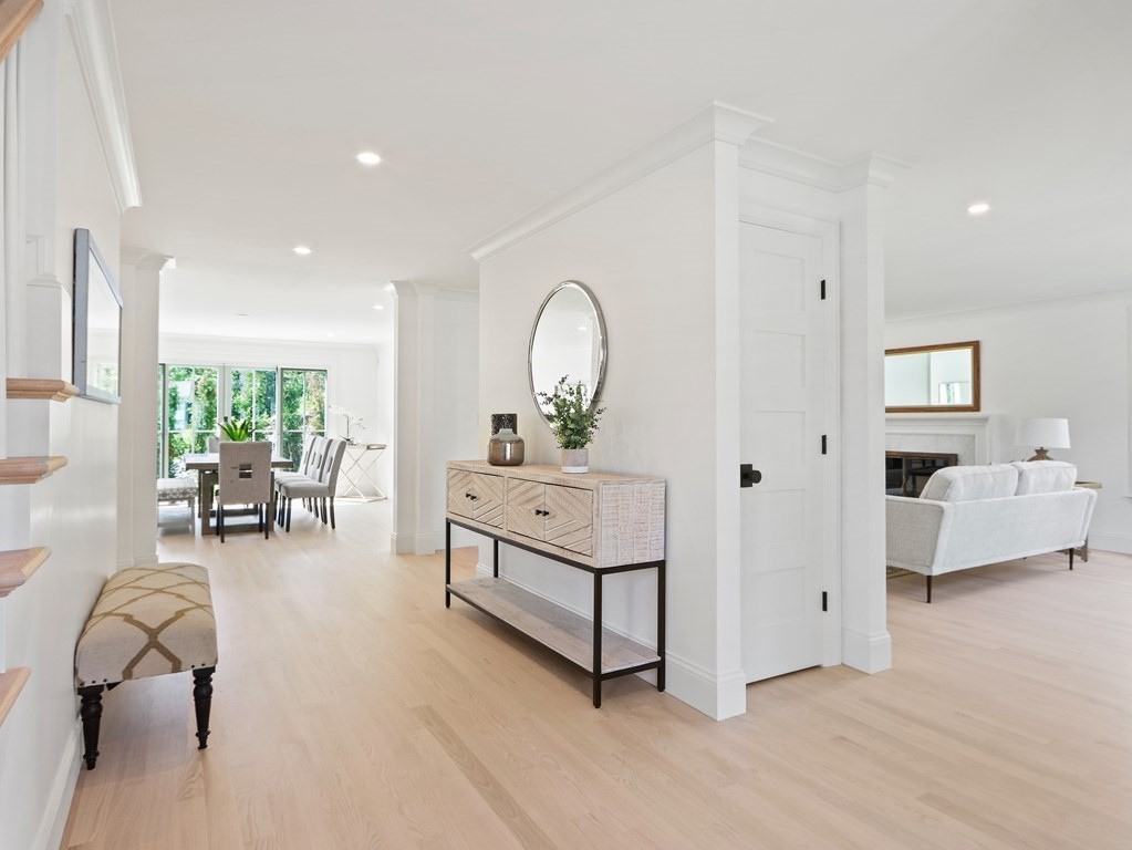 45 Azalea Road Waltham, MA 02452 - Photo 4 of 42 Gallery Image 4