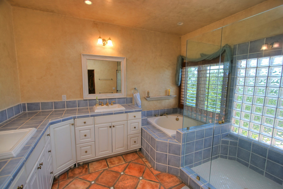 10 Rubio Road Santa Barbara, CA 93103 - Photo 15 of 20 Master Bedroom