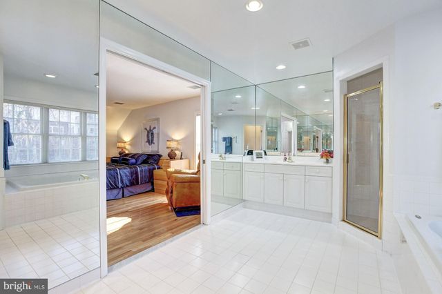 $1,345,000 | 1715 North Portal Drive Northwest, Washington, DC 20012