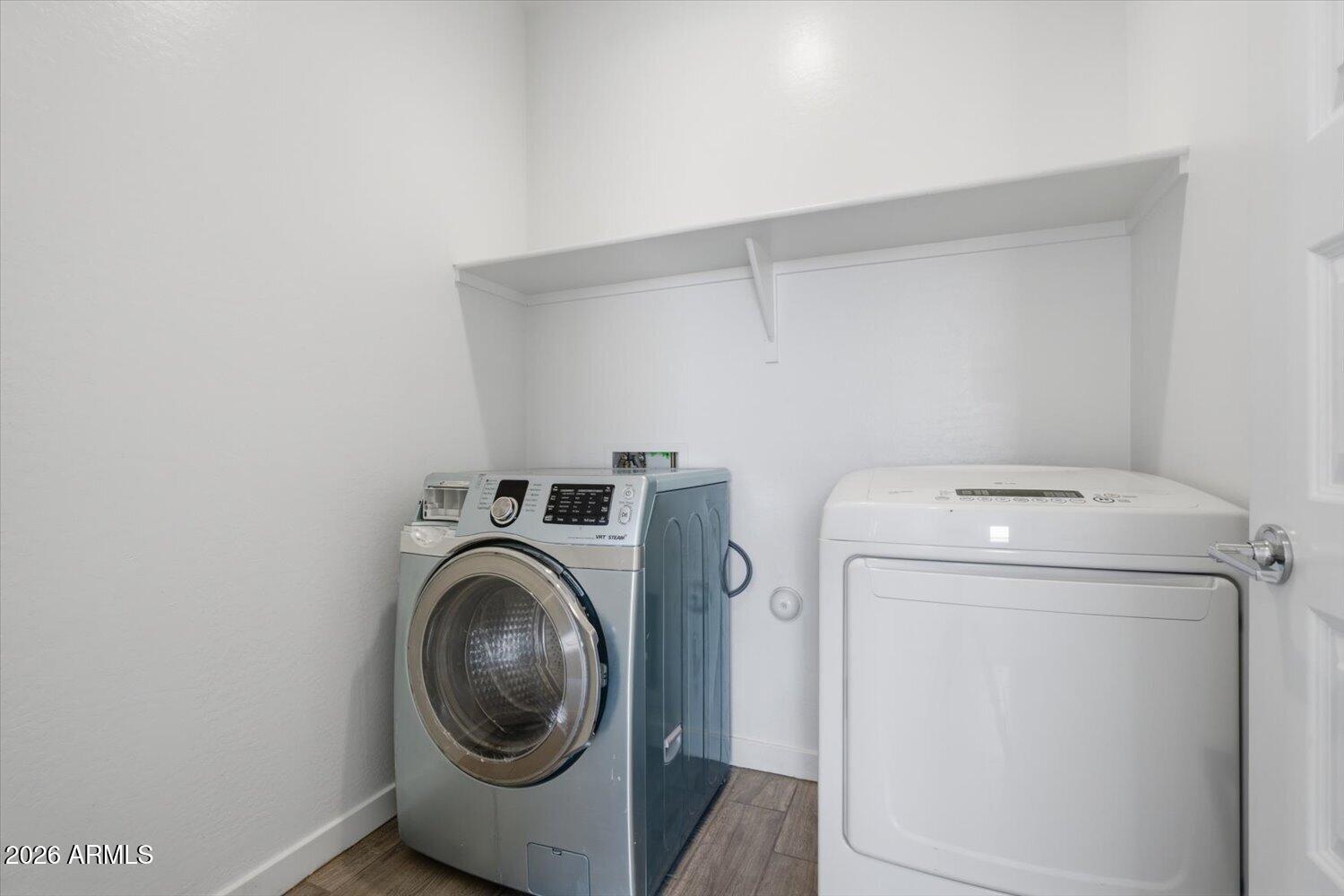 2542 West Pecan Road Phoenix, AZ 85041 - Photo 25 of 30 22-11_Laundry_2