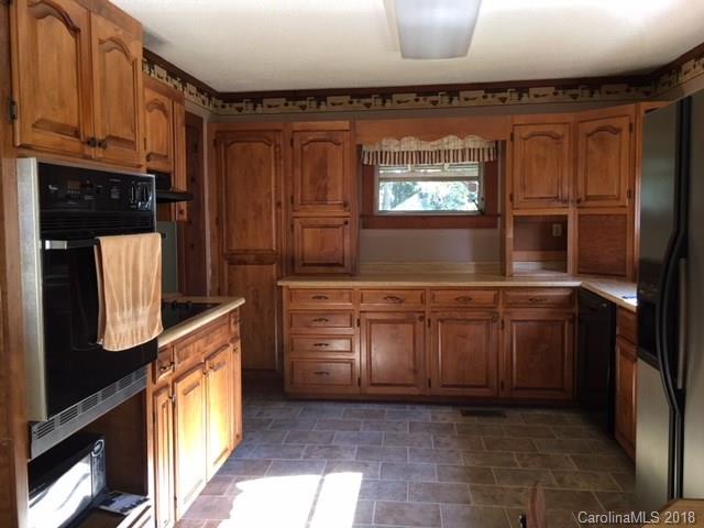 1506 Kings Road Shelby, NC 28150 - Photo 10 of 33 Gallery Image 10