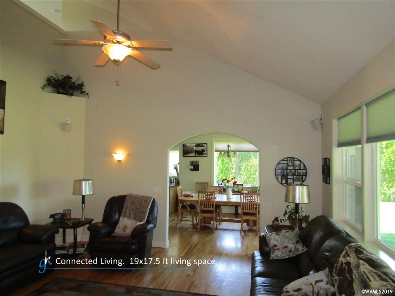 6607 Hazelgreen Road Northeast Salem, OR 97305 - Photo 22 of 41