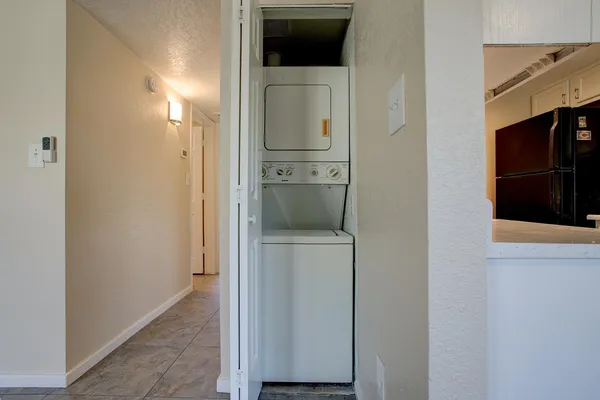 $1,599 | 3402 North 32nd Street, Unit 129, Phoenix, AZ 85018