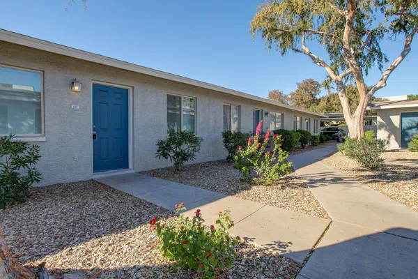 $1,699 | 3402 North 32nd Street, Unit 129, Phoenix, AZ 85018