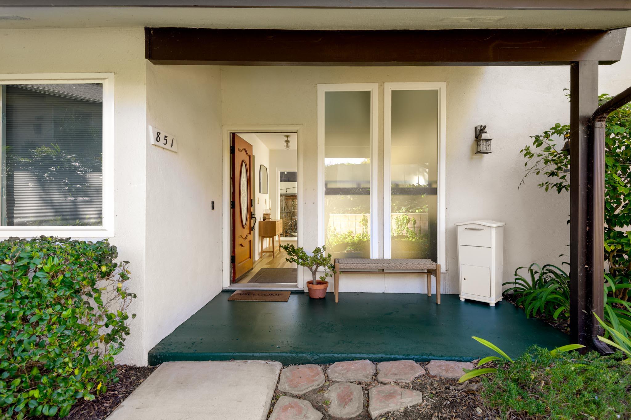 851 Cieneguitas Road Santa Barbara, CA 93110 - Photo 2 of 17 Entry of Cieneguitas