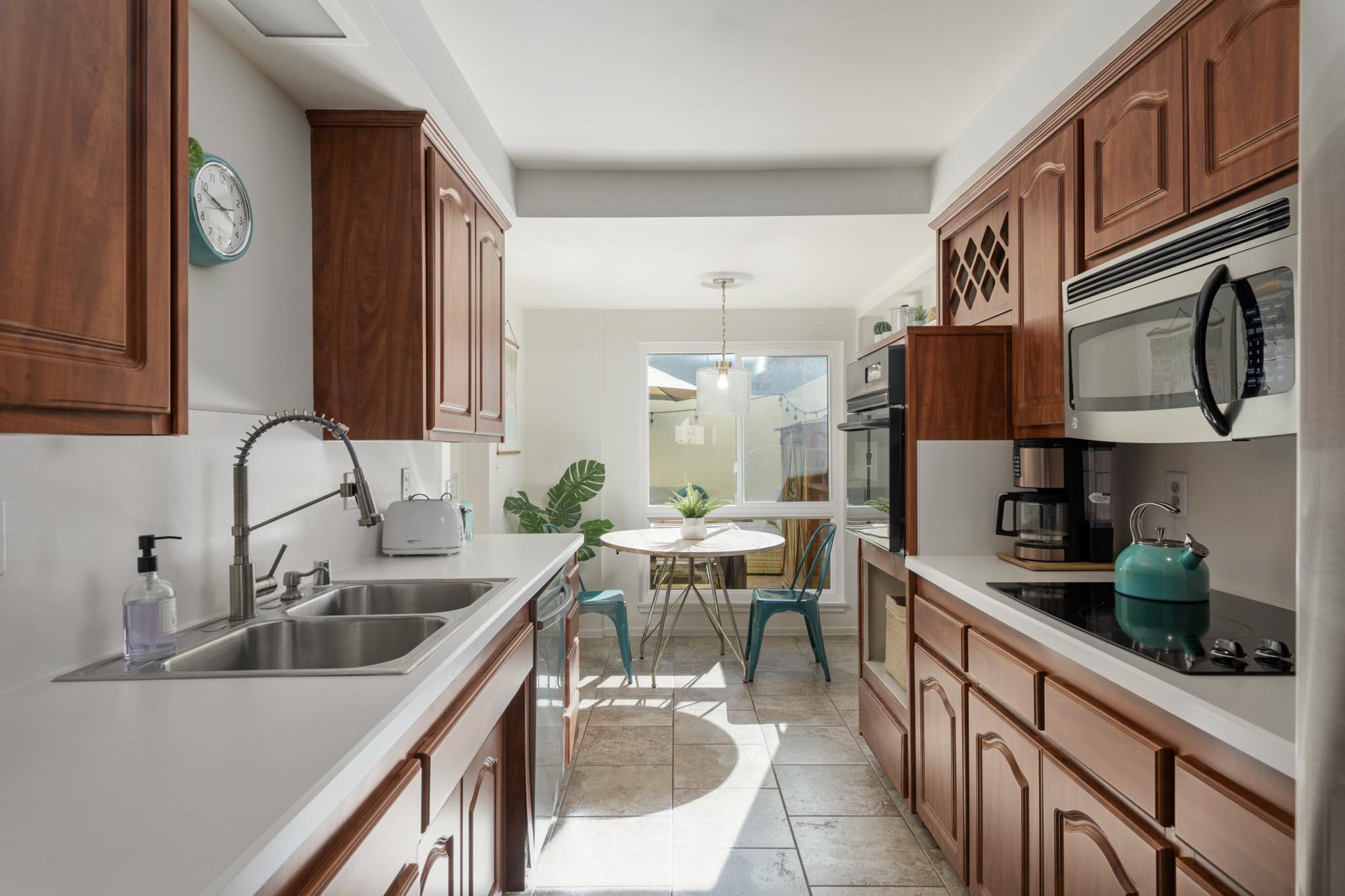 851 Cieneguitas Road Santa Barbara, CA 93110 - Photo 4 of 17 Kitchen