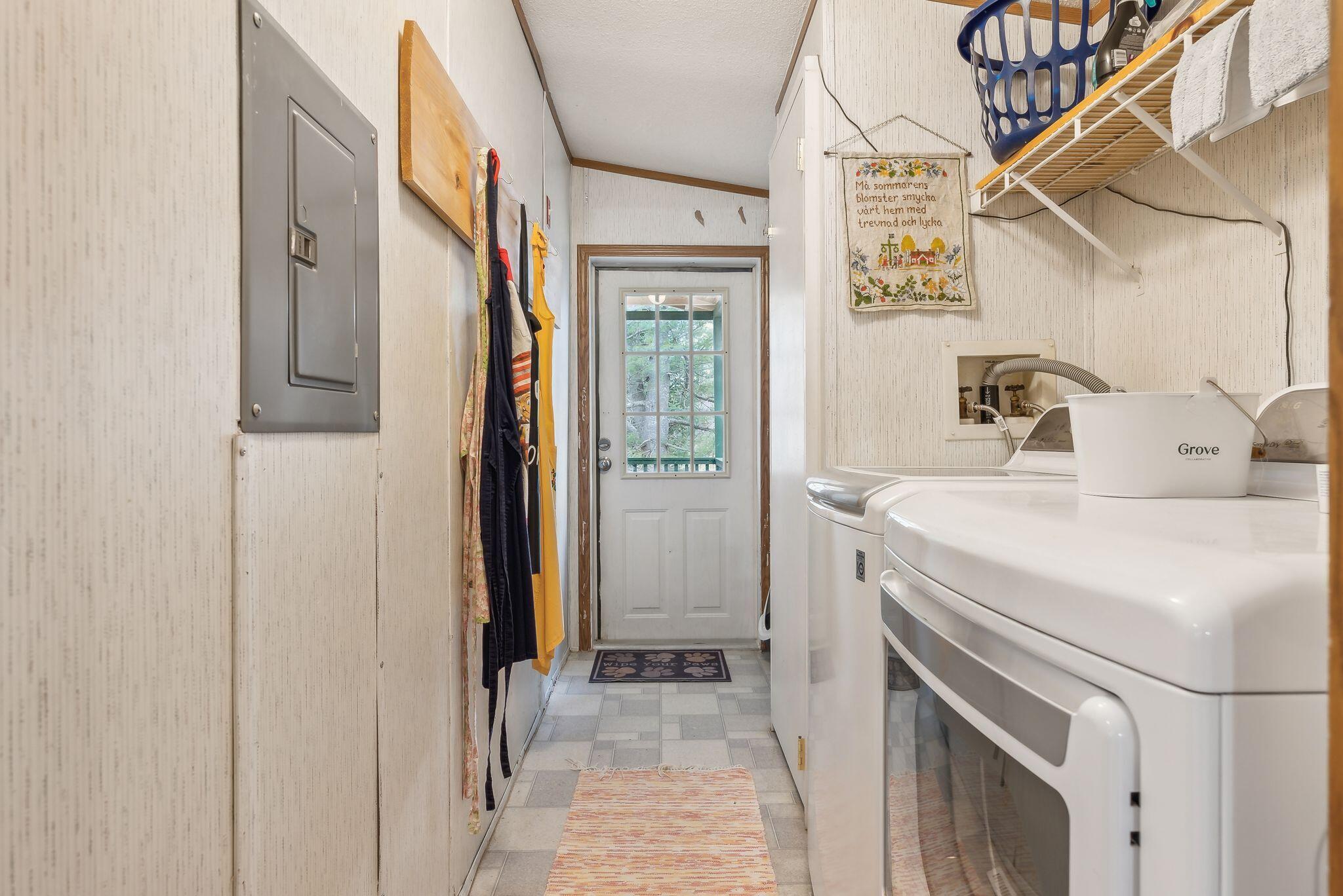 711 Main Street Sumner, ME 04292 - Photo 21 of 28 Laundry Area