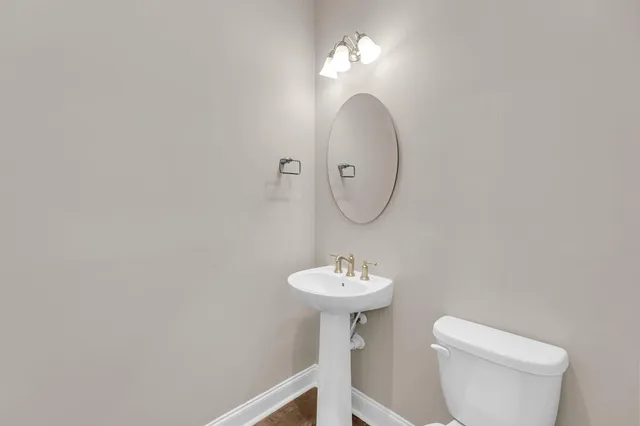 $824,900 | 327 Tupelo Lake Drive, Summerville, SC 29486