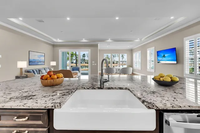 $824,900 | 327 Tupelo Lake Drive, Summerville, SC 29486