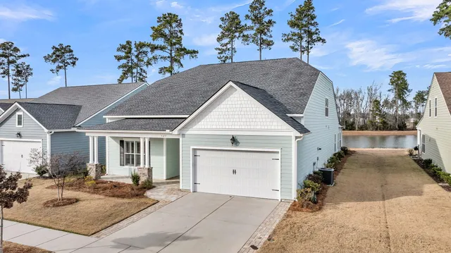 $824,900 | 327 Tupelo Lake Drive, Summerville, SC 29486