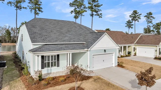 $824,900 | 327 Tupelo Lake Drive, Summerville, SC 29486