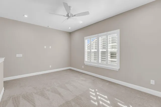 $824,900 | 327 Tupelo Lake Drive, Summerville, SC 29486