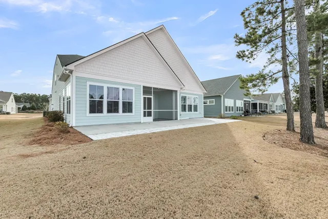 $824,900 | 327 Tupelo Lake Drive, Summerville, SC 29486