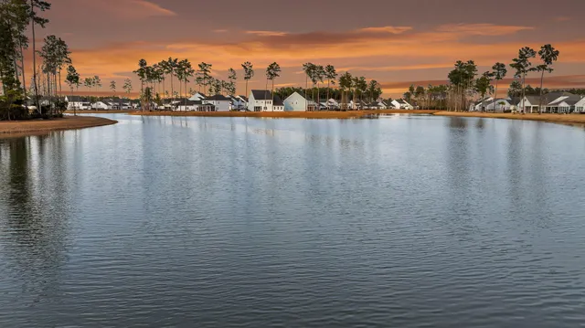 $824,900 | 327 Tupelo Lake Drive, Summerville, SC 29486