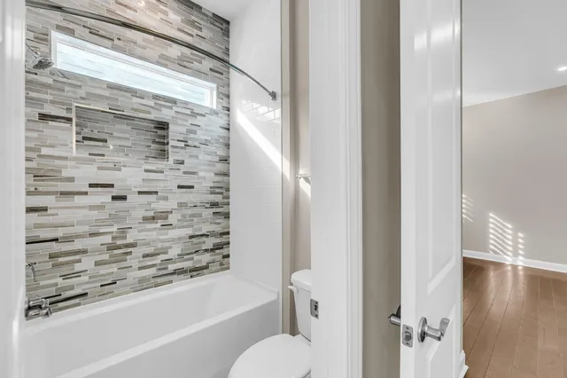 $824,900 | 327 Tupelo Lake Drive, Summerville, SC 29486