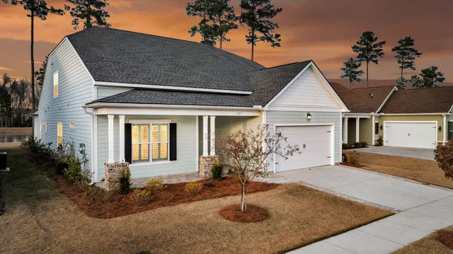 $824,900 | 327 Tupelo Lake Drive, Summerville, SC 29486