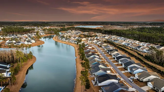 $824,900 | 327 Tupelo Lake Drive, Summerville, SC 29486