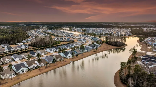 $824,900 | 327 Tupelo Lake Drive, Summerville, SC 29486