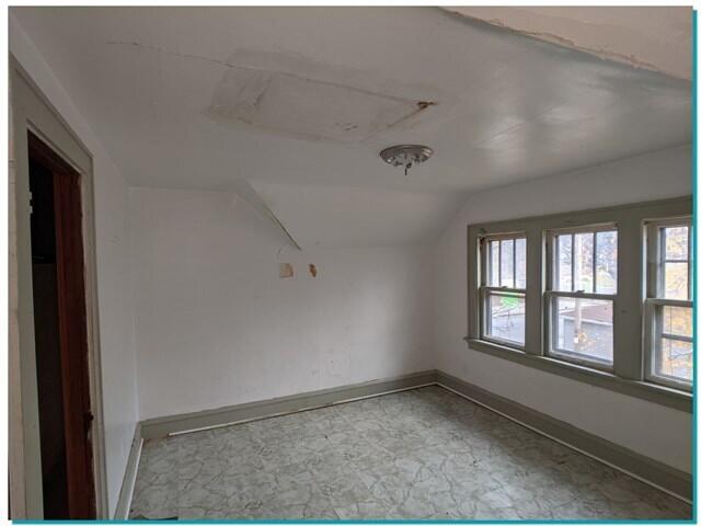 3123 North 42nd Street, Unit 3123A Milwaukee, WI 53216 - Photo 19 of 31 3123 n 42nd st milwaukee wi _8