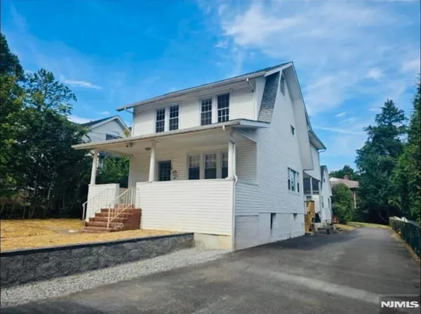 $5,000 | 18 Adams Terrace, Unit A, Clifton, NJ 07013