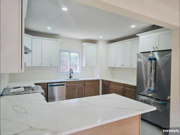 $5,000 | 18 Adams Terrace, Unit A, Clifton, NJ 07013