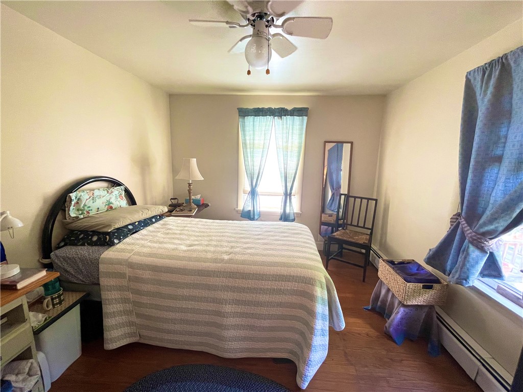 16 Overhill Road Warren, RI 02885 - Photo 32 of 49 Front bedroom