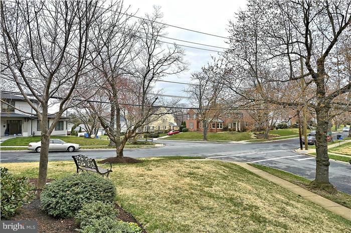 4501 Edgefield Road Kensington, MD 20895 - Photo 2 of 18 Exterior (Front)