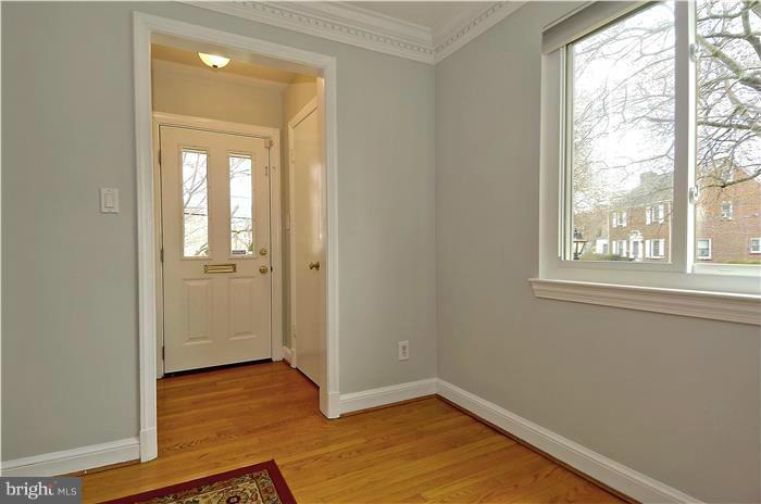 4501 Edgefield Road Kensington, MD 20895 - Photo 5 of 18 Foyer