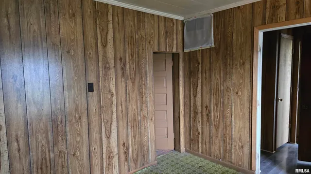 $140,000 | 205 South Shaw Street, Harrisburg, IL 62946