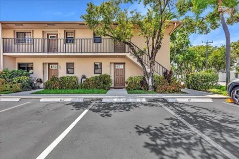 $249,900 | 2965 Northeast 8th Terrace, Unit 101, Oakland Park, FL 33334
