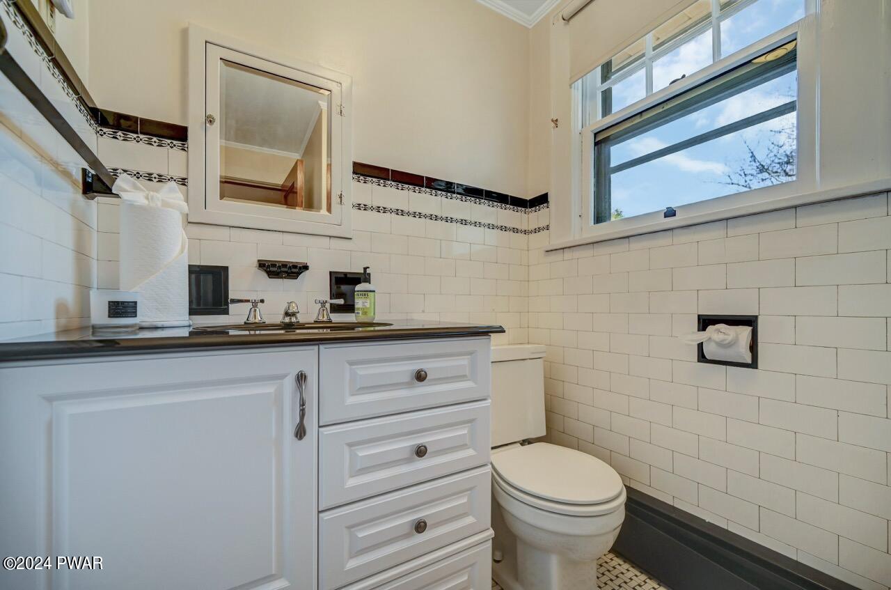 260 South Sterling Road South Sterling, PA 18460 - Photo 35 of 97