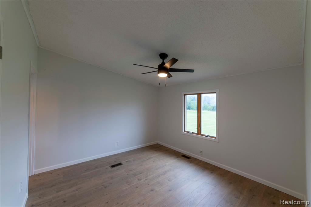8410 Smith Road Gaines, MI 48436 - Photo 9 of 47