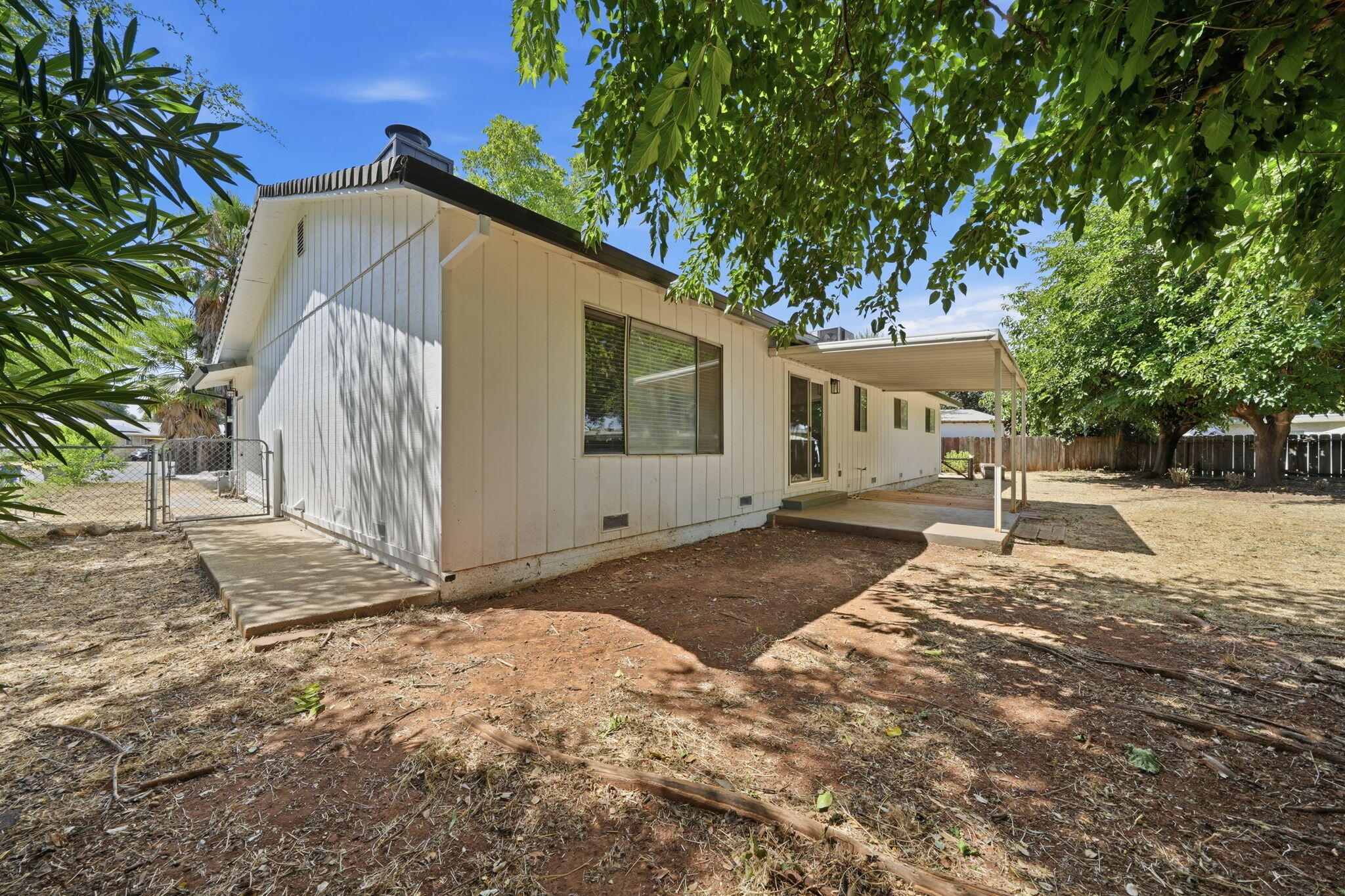 1134 Ruthie Lane Redding, CA 96002 - Photo 26 of 31 Backyard