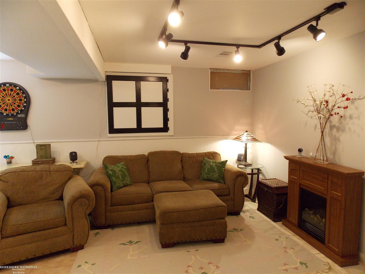 1654 Rochester Road Leonard, MI 48367 - Photo 35 of 45 Gallery Image 35