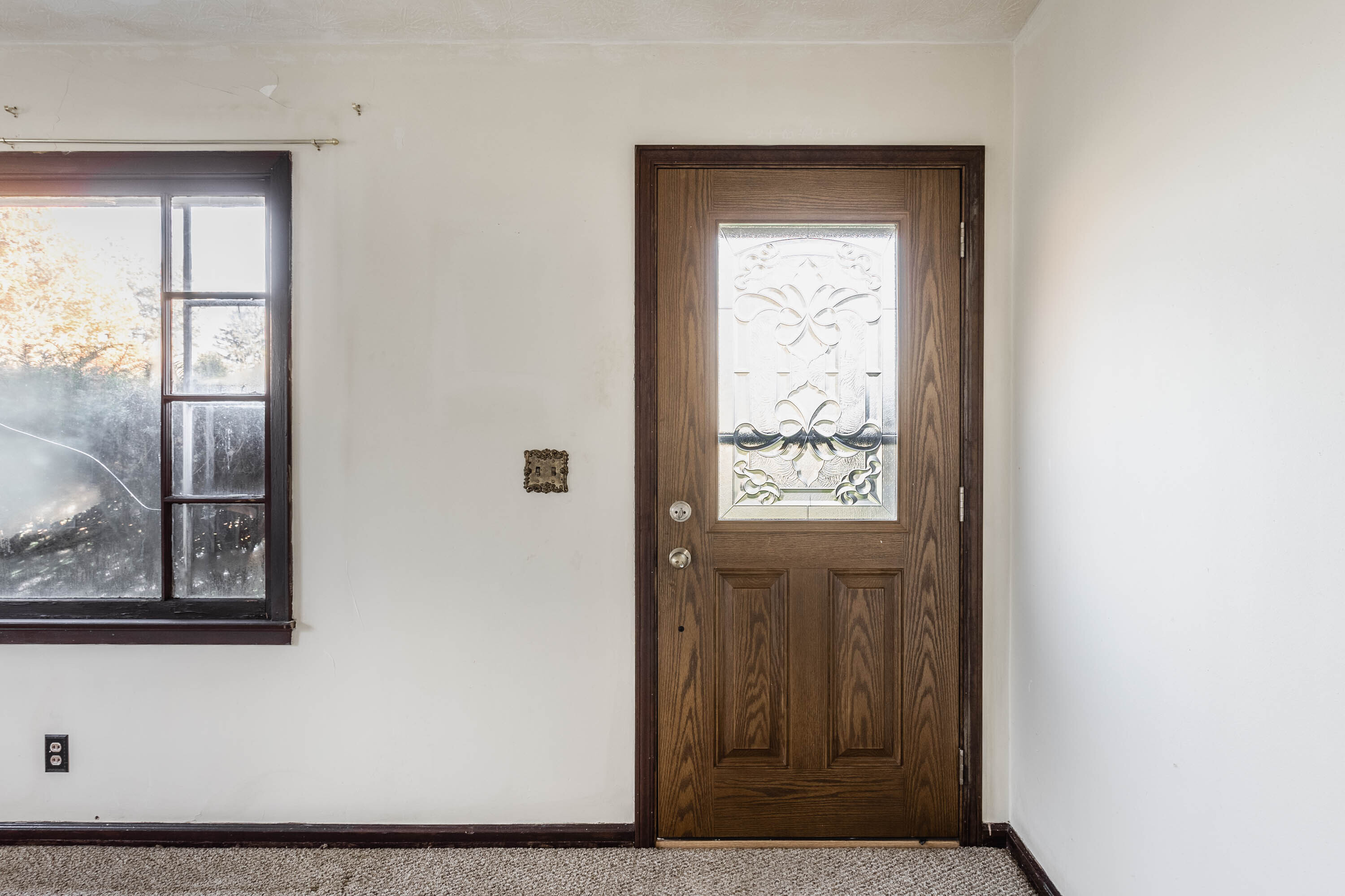 309 Maxwell Road Indianapolis, IN 46217 - Photo 3 of 20 Gallery Image 3
