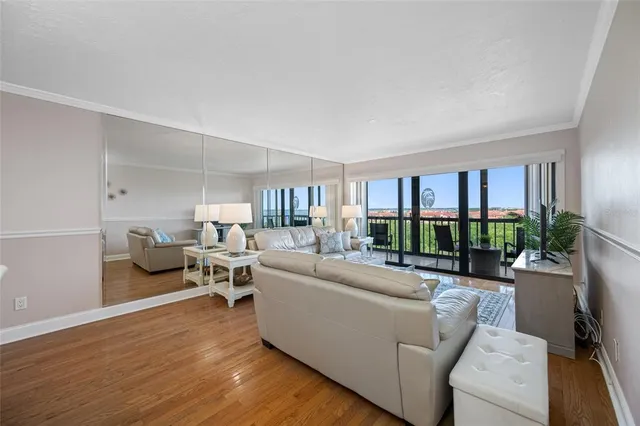 $329,900 | 3400 Cove Cay Drive, Unit 7C, Clearwater, FL 33760