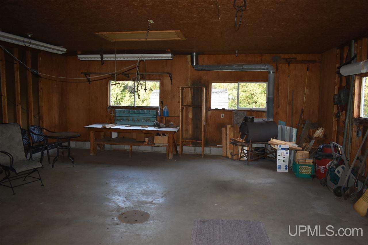 5086 Danforth Road Escanaba, MI 49829 - Photo 26 of 27
