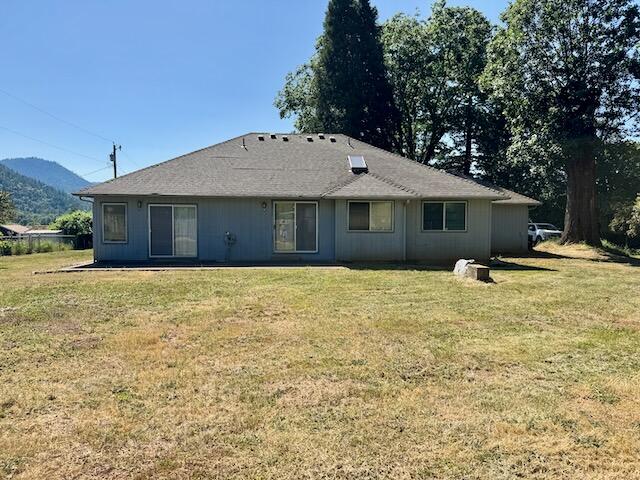 6051 New Hope Road Grants Pass, OR 97527 - Photo 8 of 26 IMG_8156