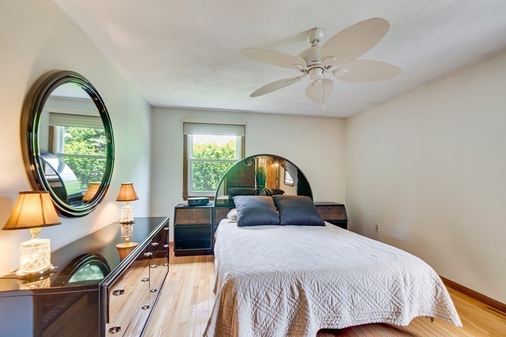 9 Hickory Hill Road Wakefield, MA 01880 - Photo 12 of 32 Gallery Image 12
