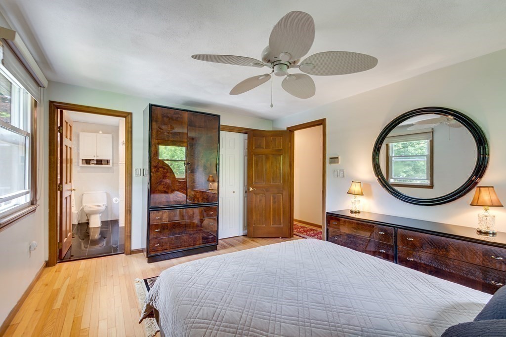 9 Hickory Hill Road Wakefield, MA 01880 - Photo 13 of 32 Gallery Image 13