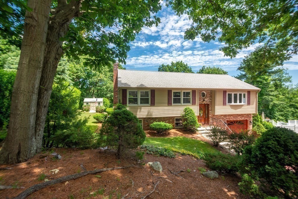 9 Hickory Hill Road Wakefield, MA 01880 - Photo 26 of 32 Gallery Image 26